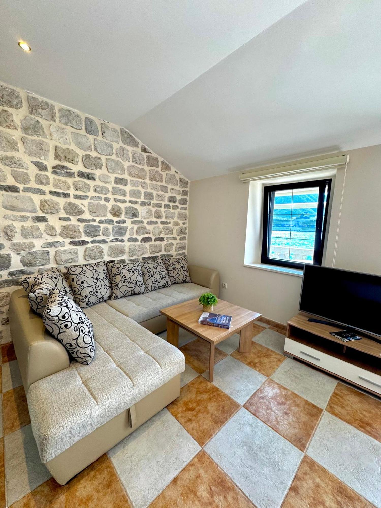 Apartments Radonicic Kotor Eksteriør bilde